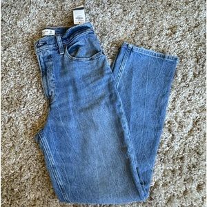 Abercrombie & Fitch 90s Straight Ultra High Rise NWT 26 2 Short Curve Love